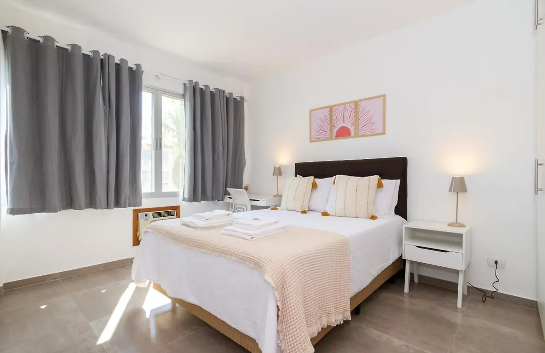 Local 102 Apartment-1